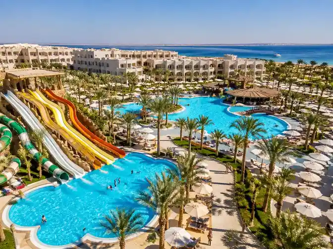 Royal Lagoons Aqua Park Resort: przewodnik po rodzinnych wakacjach